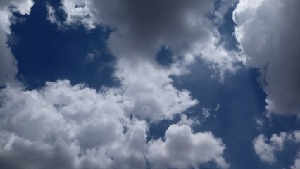 Fototapeta premium beautiful white clouds in sky. Abstract cloudscape wallpaper.