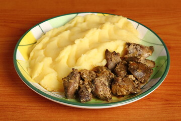 Fried chicken livers and mashed potatoes