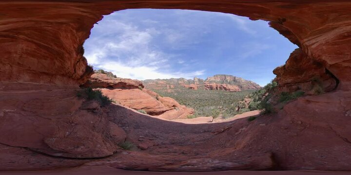 VR 360 from an ancient Native American cliff dwelling in Sedona, Arizona.