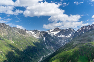 Fototapeta na wymiar Rifflsee Pitztaler Alpen, Österreich