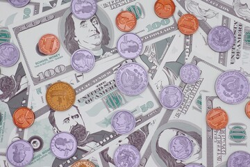 USドル紙幣と硬貨