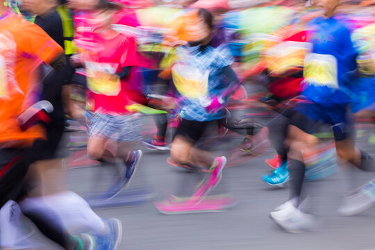 ブレたマラソンランナー