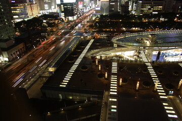 Fototapeta na wymiar 名古屋の栄の繁華街の夜景