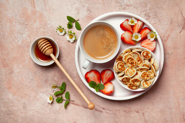 mini pancakes with fresh strawberry