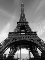 Les nuages sous Eiffel