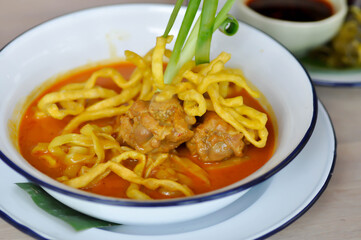 noodles or chicken curry noodles