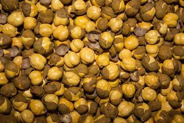 A picture of salty chickpeas