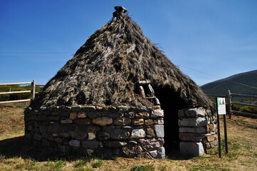 Cabaña de plena montaña
