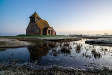 Obraz premium Fair Field Church 1