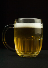 Brewing mugs are excellent for parties and celebrations. You can use it to exemplify German beers.