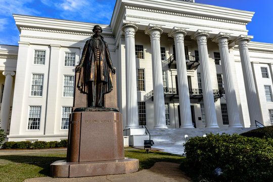 Statue Of Jefferson Davis