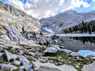 Fototapeta na wymiar Eagle Lake in the Mineral King Valley of Sequoia National Park.