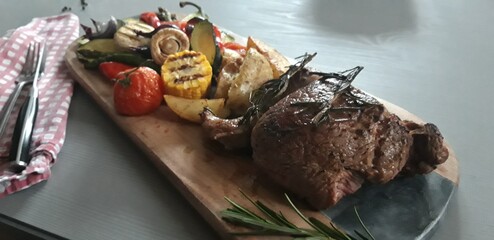 lamb chops with herbs and spices © Slawomir