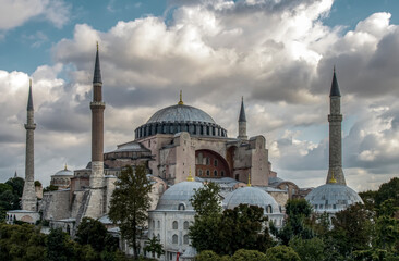 Fototapeta na wymiar Sunny day architecture and Hagia Sophia Museum, in Eminonu, istanbul, Turkey 