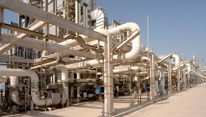 Photo sur Plexiglas Abu Dhabi Petrochemical industrial installation