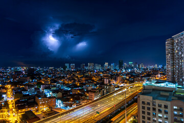 Obraz premium Lightning strikes at night in Manila, Manila, Philippines, May 13, 2020