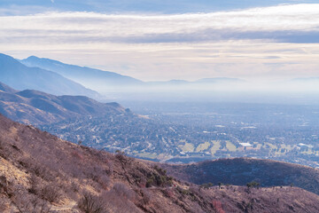 Fototapeta na wymiar Hazy overview overlooking Salt Lake City, Utah