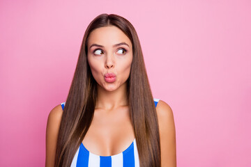 Closeup photo of adorable lady perfect straight hairstyle smooth bronze body skin send air kisses...