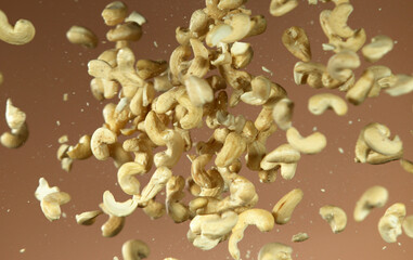 Realistic freeze motion of flying cashews