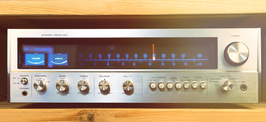 HiFi system amplifier for lp vinyl records in a listening room