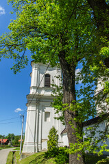 Kościół w Uhercach