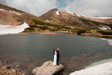 Fototapeta na wymiar Wedding couples photoshoot in beautiful carpathian mountains