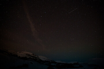 Der Nachthimmel über Island