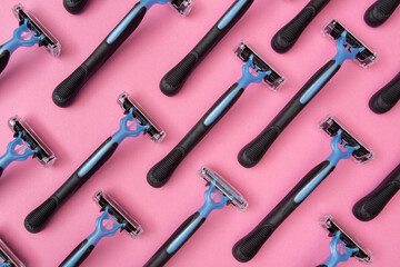 Fototapeta premium many disposable razor blades