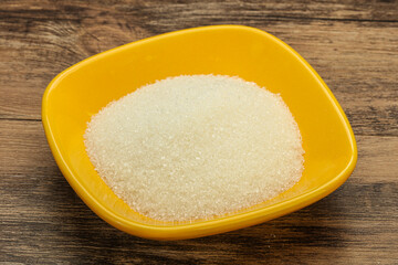 White sugar in the bowl