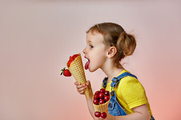 summer colors and the taste of summer, the child tastes delicious