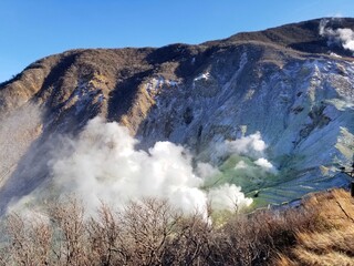 Active volcanic activity continues on Mount Hakone, Owakudani valley