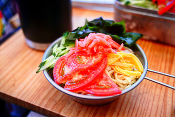 spaghetti with tomato sauce