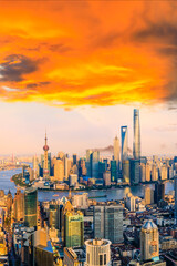Obraz premium Beautiful Shanghai skyline and city buildings at sunset,China.High angle view.