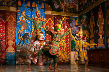 Theatrical performance Ramayana. When the Ramayana won the battle.