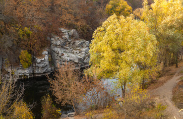 Fototapeta na wymiar Buky Canyon and Hirskyi Tikych river in Ukraine