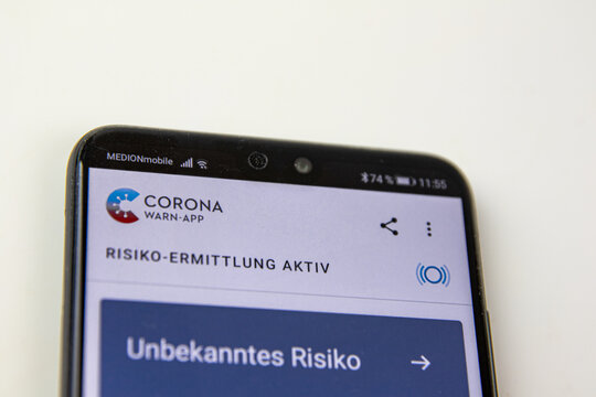 Corona Warn-App auf Smartphone