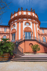 Fassade des Schlosses in Wiesbaden-Biebrich/Deutschland