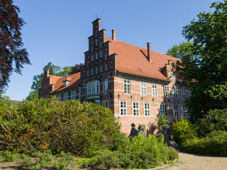 Fototapeta na wymiar The Castle in Hamburg Bergedorf