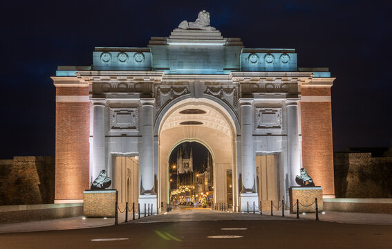 The Meine Gate at Night