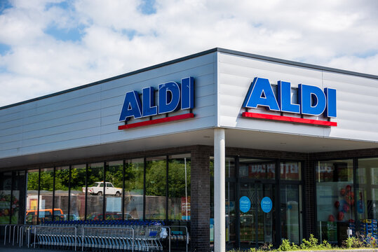 Aldi (Eigenschreibweise ALDI, steht für Albrecht Diskont) bezeichnet die beiden Discount-Einzelhandelsketten Aldi Nord und Aldi Süd