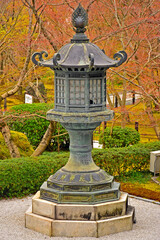 Obraz premium Eikando Zenrinji lantern in Kyoto, Japan