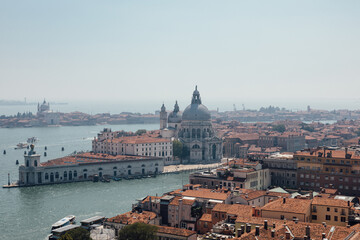 Obraz premium Panoramic view of Venice city and Basilica di Santa Maria della Salute
