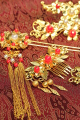 Chinese traditional hairpins hair clips Traditional Chinese women's jewelry. Gold hairpins with red gems
