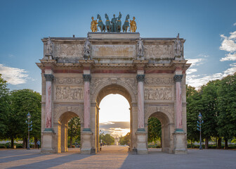 Fototapeta na wymiar Paris, France - 06 14 2020: Carrousel Triumphal Arch at sunset