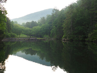 Fototapeta na wymiar Foggy Morning on the Lake at Unicoi State Park , Georgia
