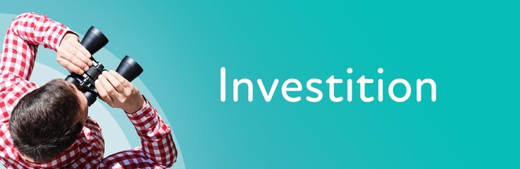 Naklejka premium Investition. Mann mit Fernglas aus Vogelperspektive. Beobachtung, Draufsicht, Panorama. Business Text auf blau. Statistik, Wirtschaft