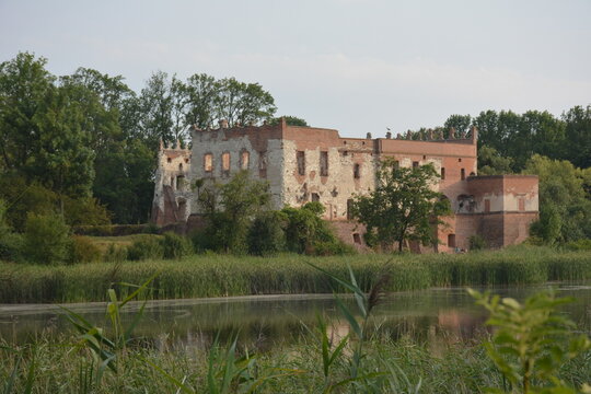 Ruiny zamku w Krupe woj. Lubelskie