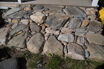 Construction of a natural stone staircase