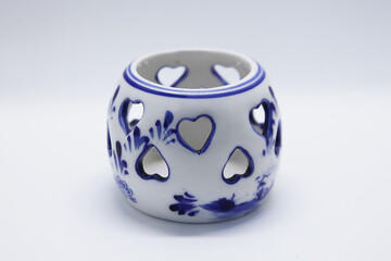 a decorative object in porcelain, typical of Holland, molded in the shape of a heart