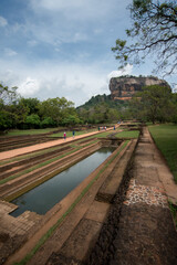 vu sur l'ancien temple de Sigirîya au nord de l'ile du Sri Lanka